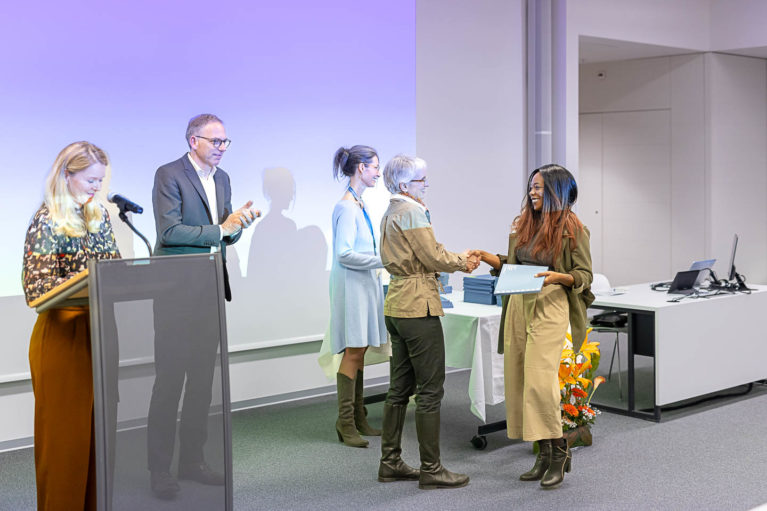 Cérémonie de remise des titres postgrade de La Source 2022-22