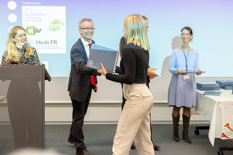 Cérémonie de remise des titres postgrade de La Source 2022-24