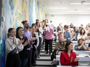 Cérémonie de remise des titres postgrades de La Source 2023-8